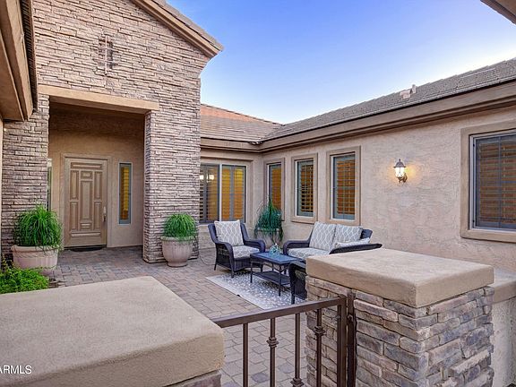 5th image of 2065 E CRESCENT Place