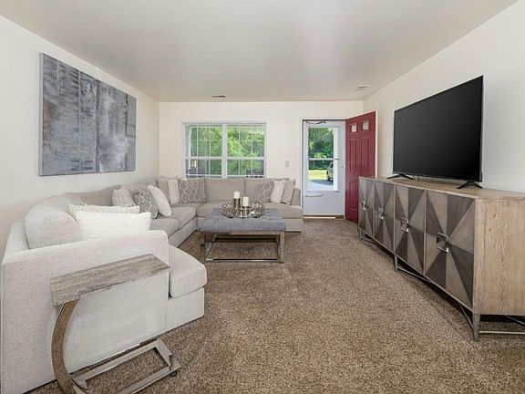 2nd image of 140 Holly Pines Ct #140