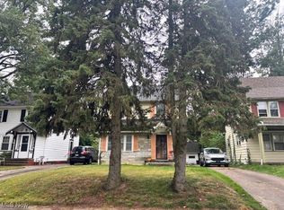 2116 Reyburn Rd, East Cleveland, OH 44112