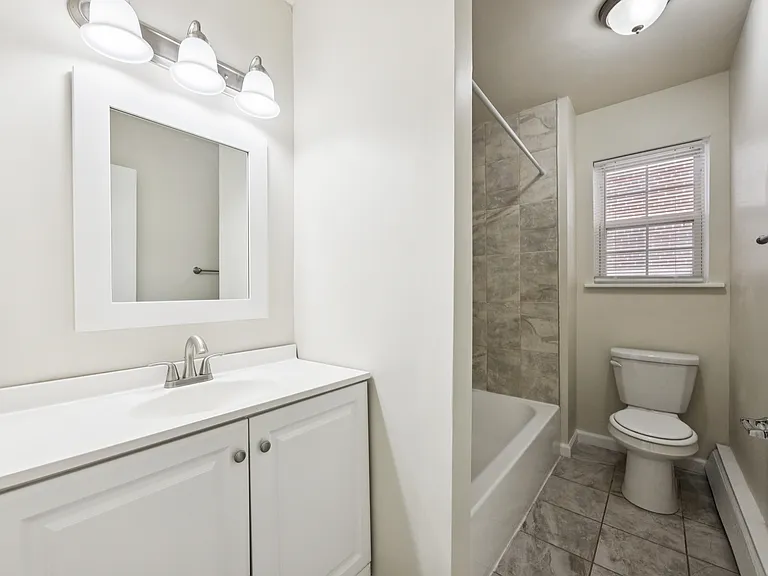 17 E Maple Ave #11 — Photo 3