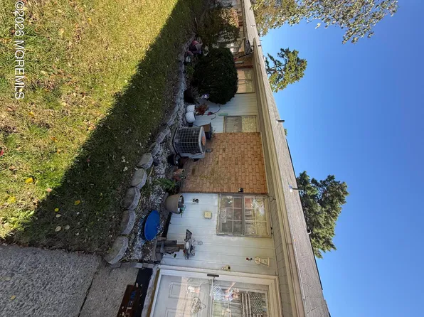 8B Yorkshire Court, Manchester, NJ 08759