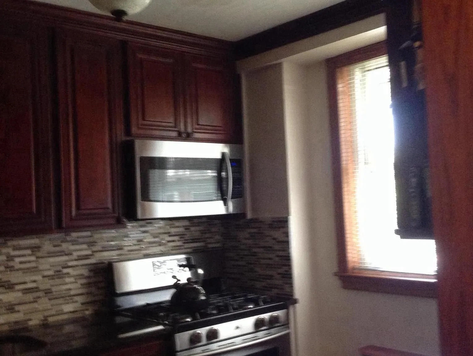 2 bed, 875 sqft, $2,600 — Photo 2