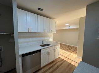 2727 Rhawn St APT 38A, Philadelphia, PA 19152