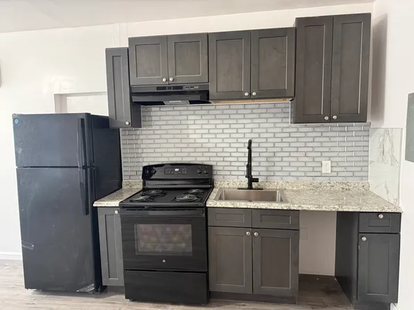 38 S 9th St APT 2, Allentown, PA 18102