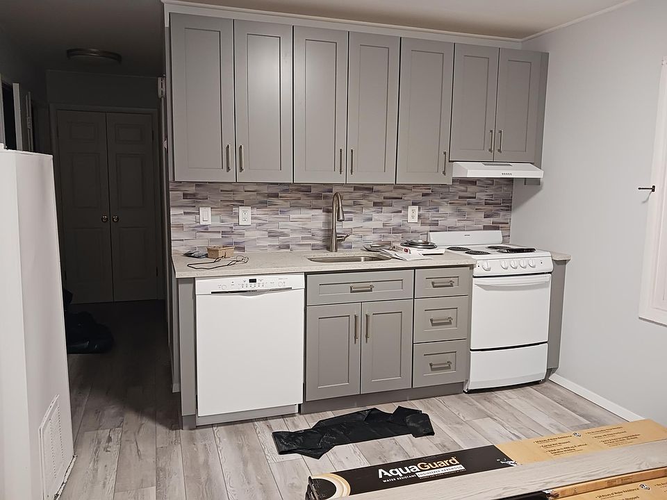 1st image of 123 Springtime Ln W