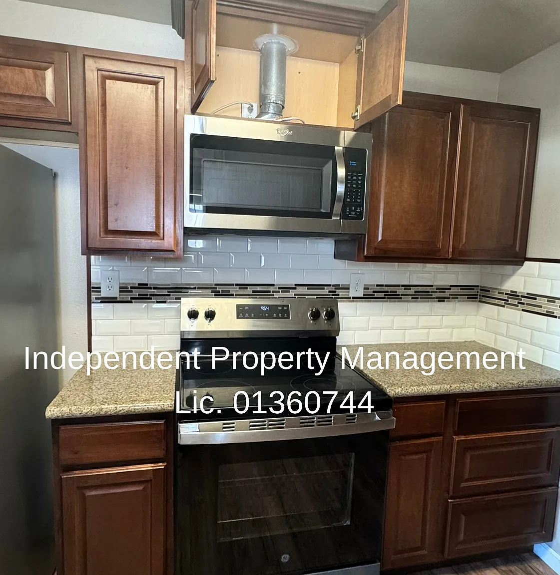 3 bed, $2,300 — Photo 2