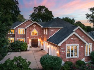 958 N Loomis St, Naperville, IL 60540