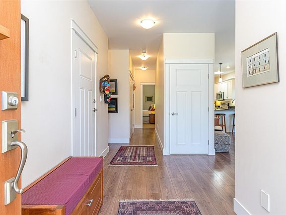 4th image of 5315 Miller Rd #6