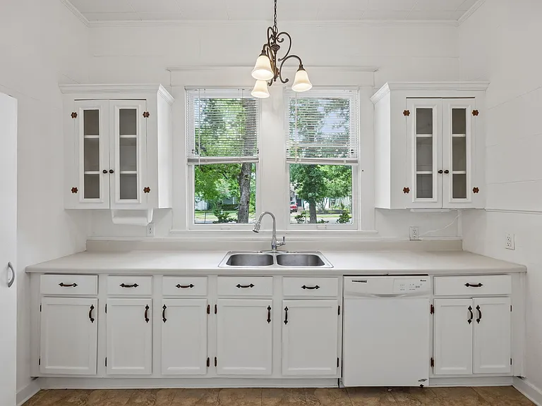 7923 Mohawk Dr — Photo 42