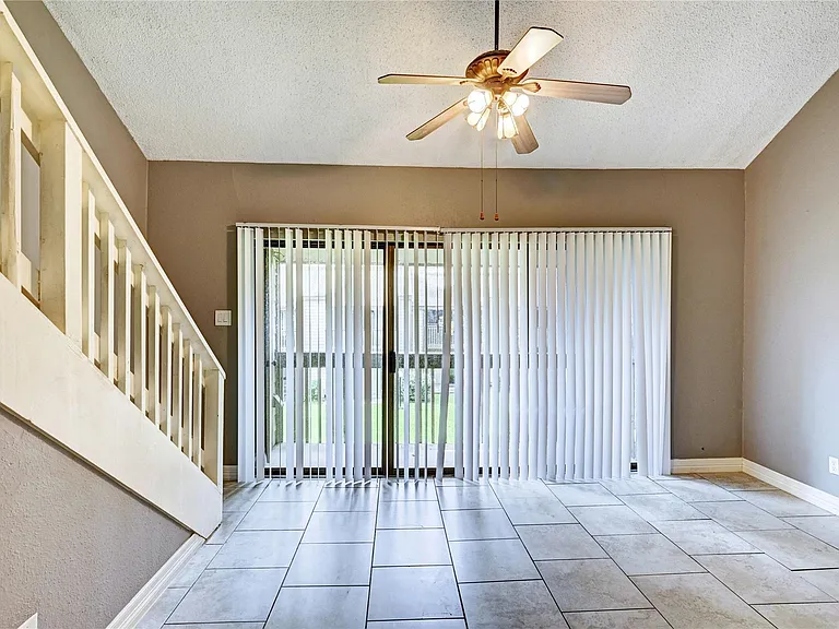 12900 Walden Rd #6 — Photo 16