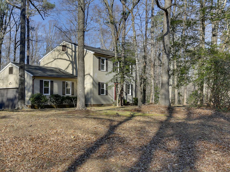 1st image of 109 Chapel Hill Ln