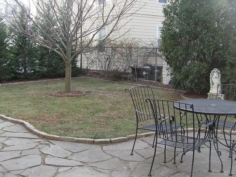 255 Transit St #1 — Photo 16