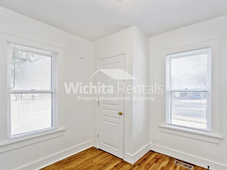 531 S Meridian Ave — Photo 8