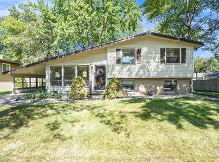 2351 Greenview Dr SW, Wyoming, MI 49519