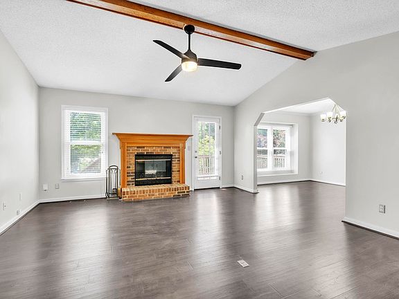 5th image of 110 Apollo Ave