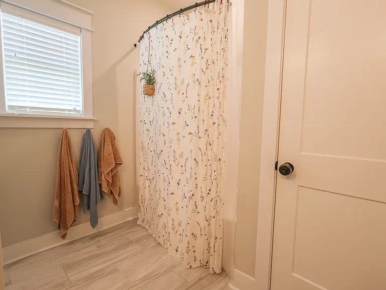 410 Stonegate Trl — Photo 20
