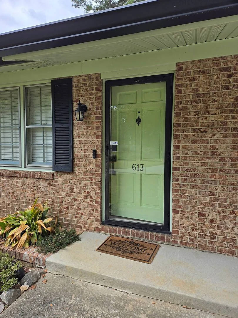 Corporate Rental - Fully Furnished, 613 Westbury, Augusta, Ga - 3 Bedrooms Classy Cutie! — Photo 3
