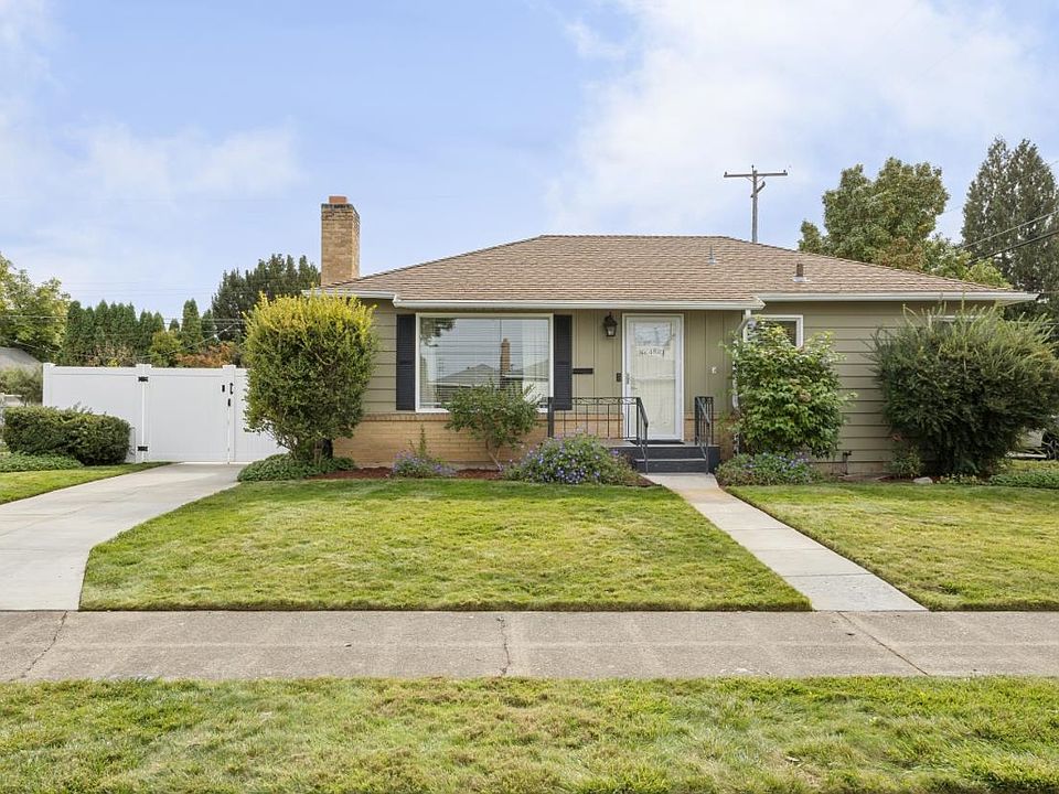 1st image of 4823 W Hoffman Pl