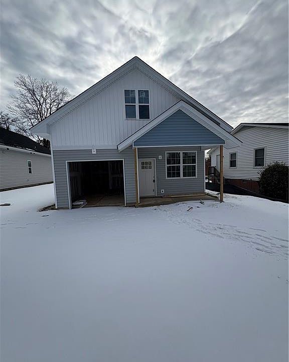 2nd image of 1516 McConnell Rd