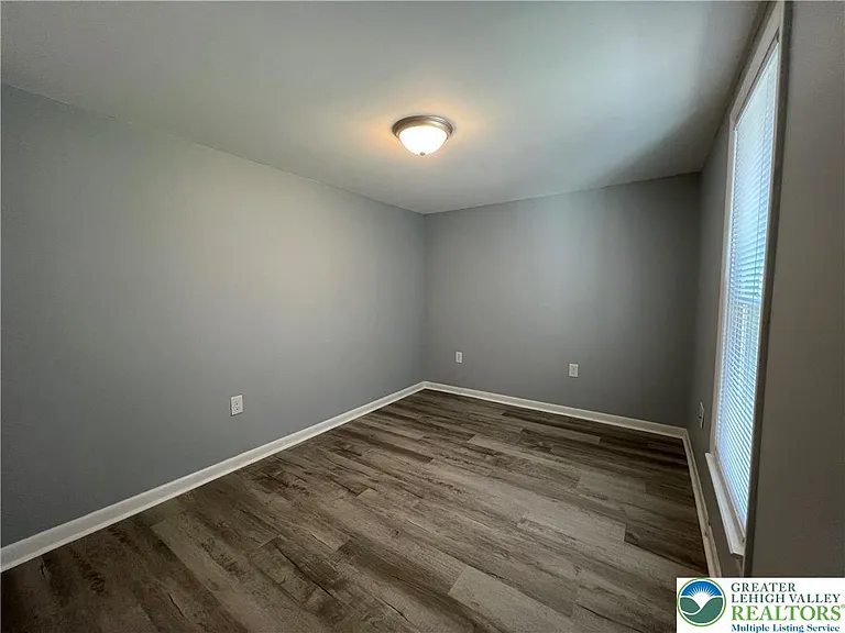 161 S Main St #201 — Photo 16
