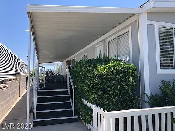 4th image of 4558 E Royal Club Way