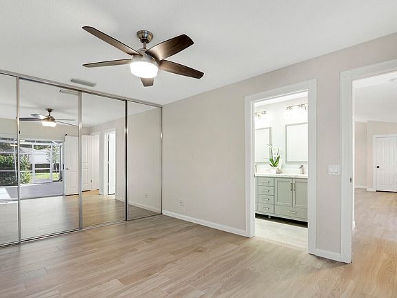 5th image of 9201 Chapman Oak Court