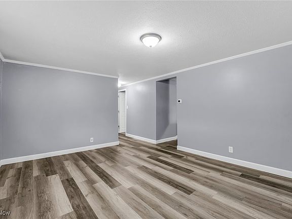3rd image of 6335 Delores Blvd