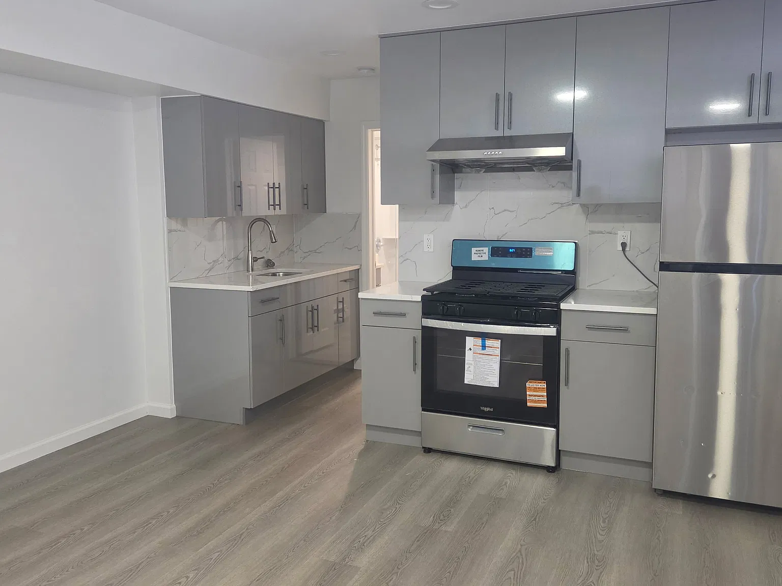 1 bed, 650 sqft, $2,000 — Photo 2