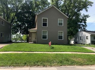 313 Myrtle Ave #B, Iowa City, IA 52246