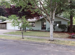 531 71st St, Springfield, OR 97478
