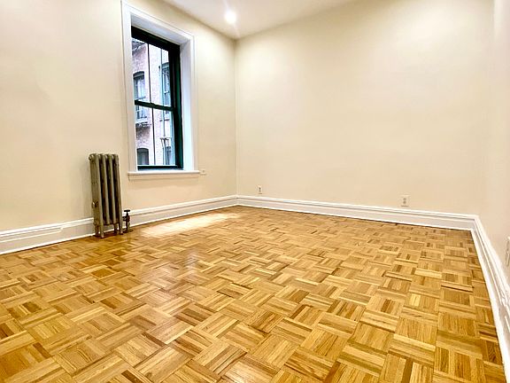 2nd image of 531 E 78th St APT 1E