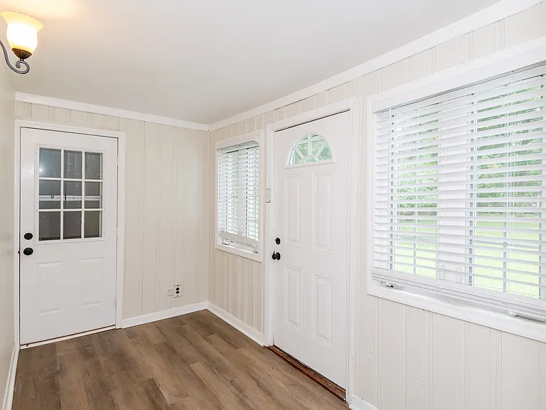 1801 Turnbull Rd — Photo 38