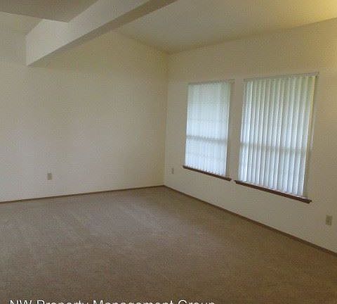 2nd image of 4325 113th Pl NE #B