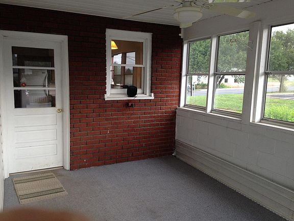 2nd image of 4900 Fort Ave