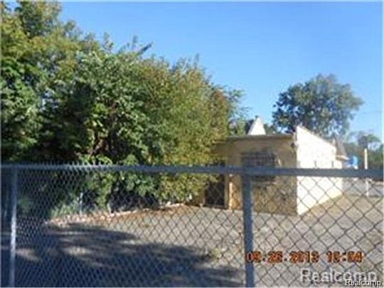 2nd image of 20637 Grand River Ave