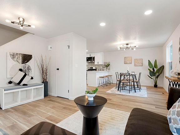5th image of 915 Quartz Ct