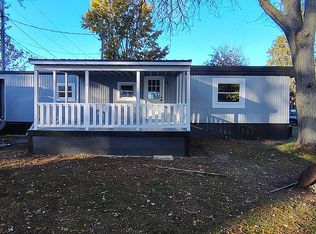 3 Popal Ln, Bemus Point, NY 14712