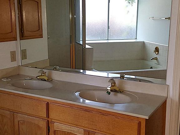 5th image of 1106 Baybrook