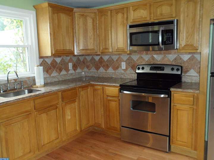 12 Mill Creek Rd, Levittown, PA 19057 Zillow