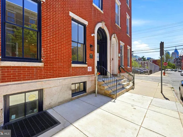 627 N 16th St #301, Philadelphia, PA 19130