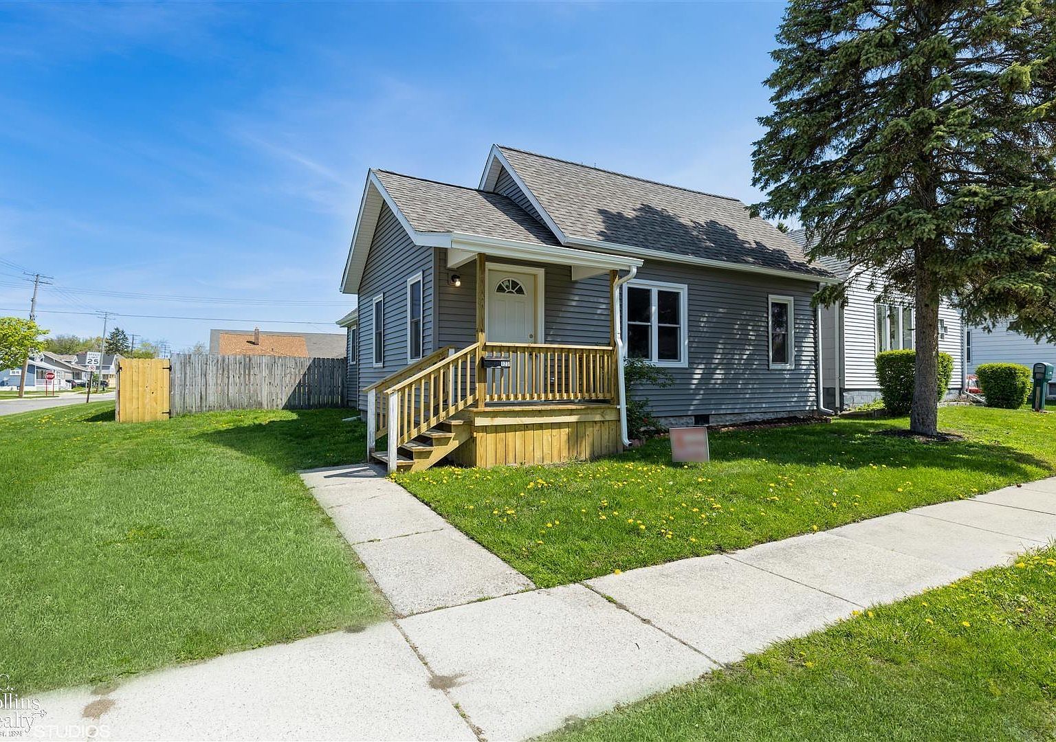 1231 Division St, Port Huron, MI 48060 | Zillow