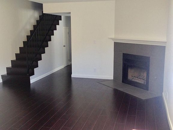 3rd image of 18426 Grevillea Ave