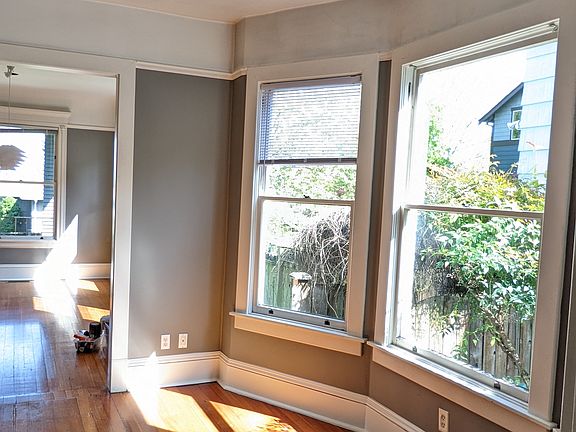 4th image of 224.5 24th Ave E #224
