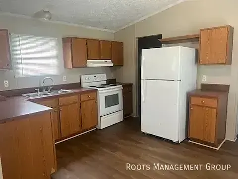 387 Webster Rd #47 — Photo 1