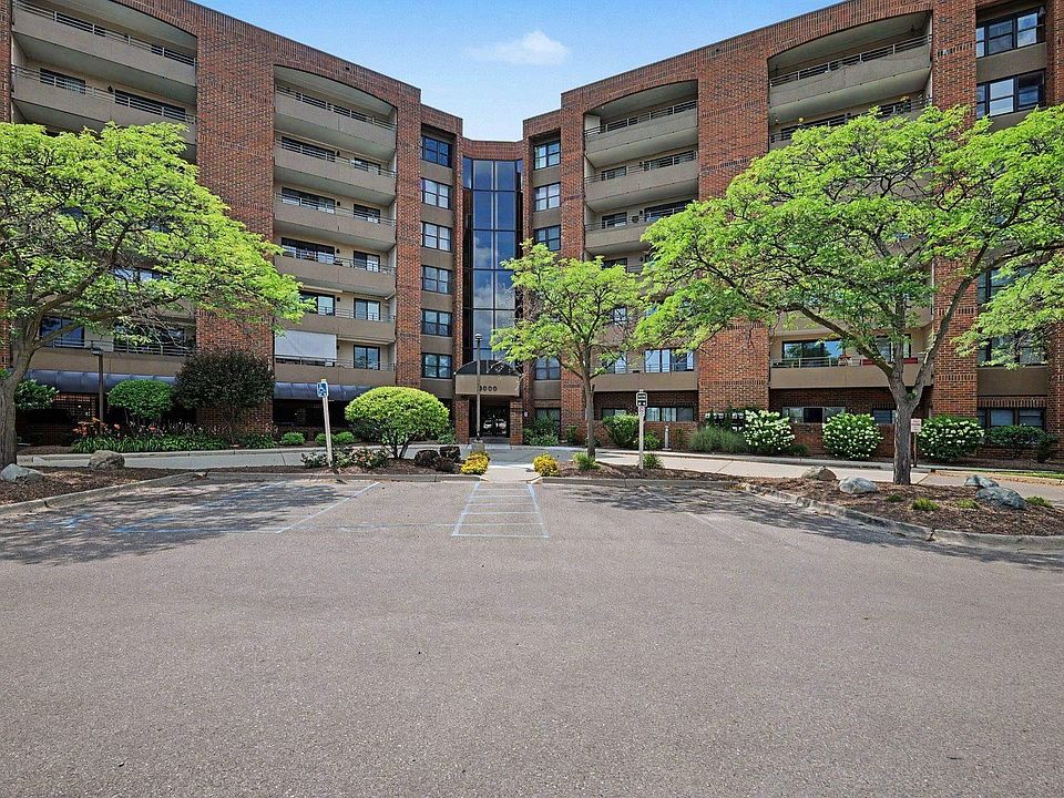 1st image of 3412 Country Club Dr #54