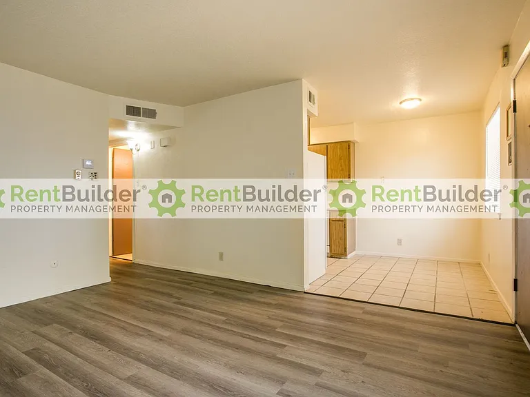 12124 Menaul Blvd NE — Photo 12