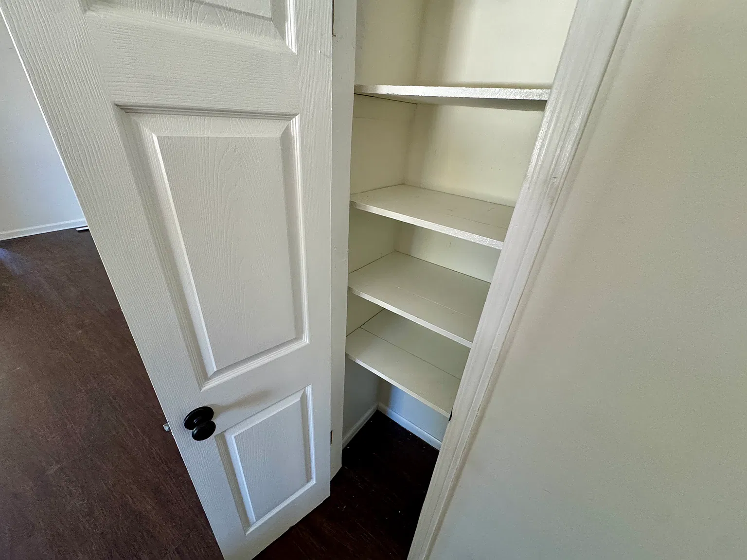 3 bed, 960 sqft, $1,350 — Photo 4
