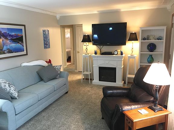 3rd image of 4114 40th St SW