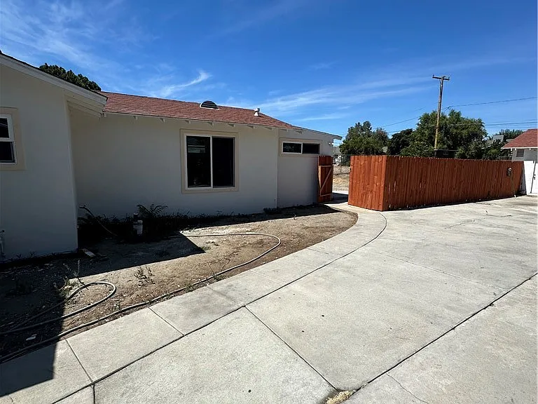 454 S Rosario Ave #A — Photo 26