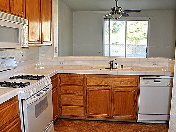5th image of 9619 W Canyon Ter Unit 4